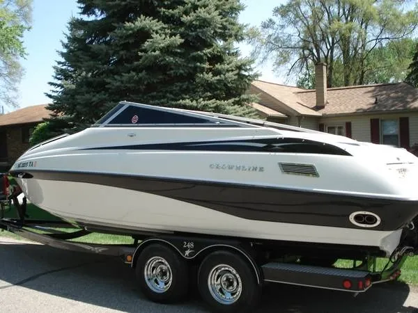 Slide: The Image of Crownline Boats 248CCR 2001 - 1