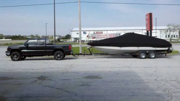 Slide: The Image of Crownline Boats 248CCR 2001 - 10