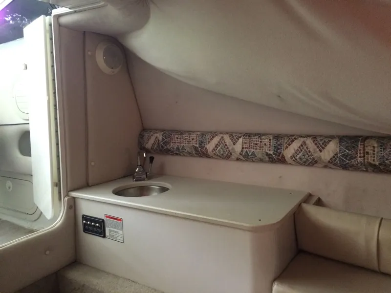 Slide: The Image of Crownline Boats 248CCR 2001 - 11