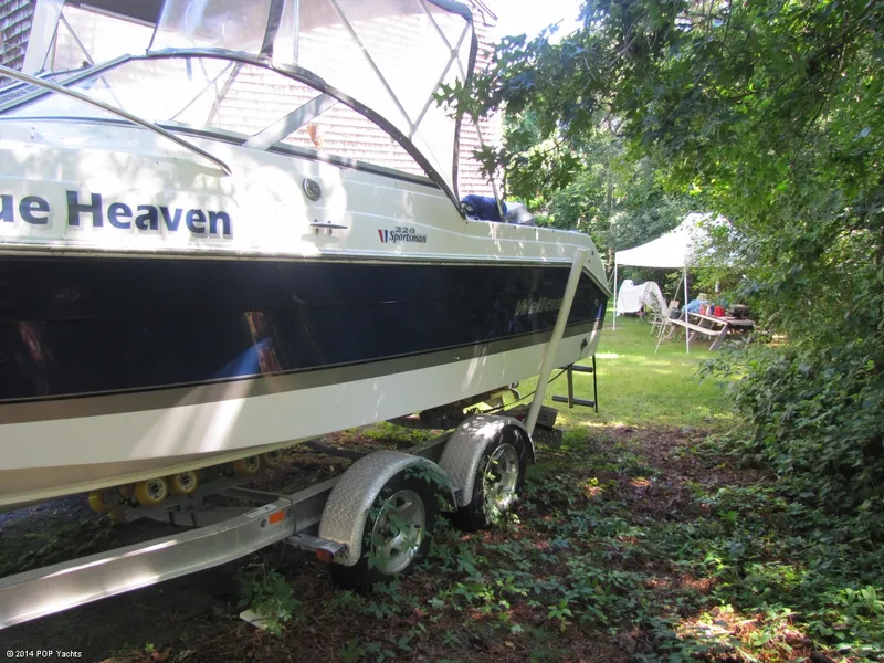 Slide: The Image of Wellcraft 220 Sportsman 2006 - 5