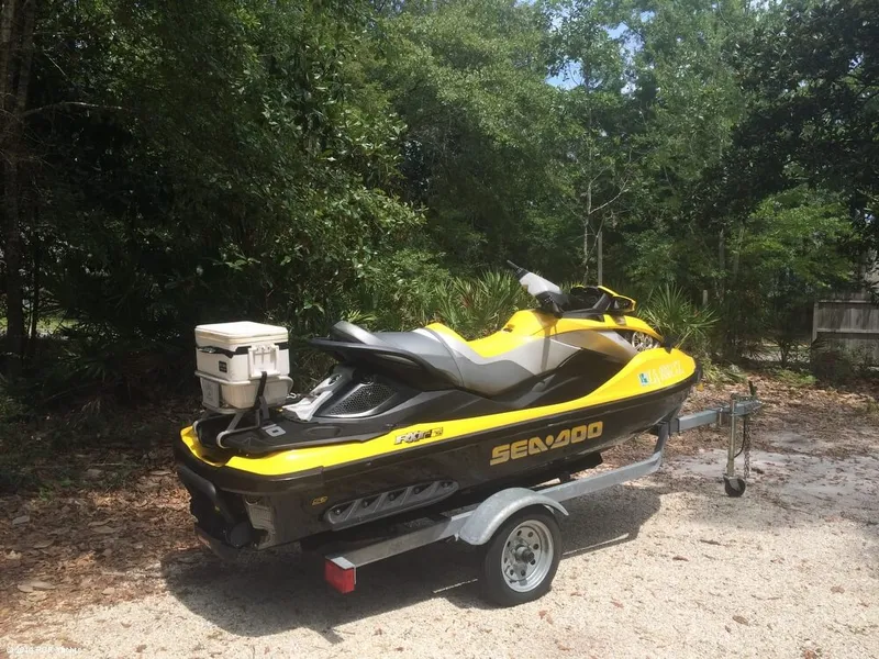 Slide: The Image of Sea-Doo 11 RXT X260 2010 - 1