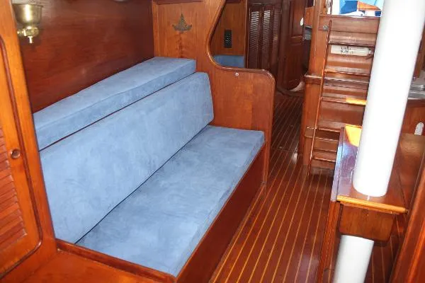Slide: The Image of Gulfstar 44 Center Cockpit 1981 - 7