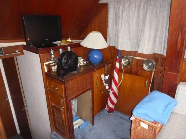 Slide: The Image of Chris-Craft 36 Sportfish 1978 - 4