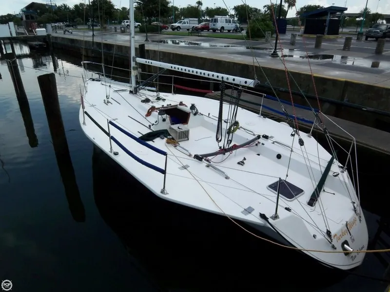 Slide: The Image of Kiwi 35 Ventura Racer 1985 - 2