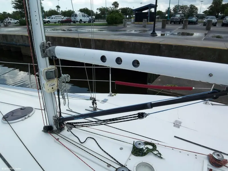 Slide: The Image of Kiwi 35 Ventura Racer 1985 - 4