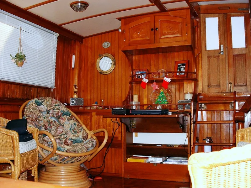 Slide: The Image of Marine Trader 46 Island Trader 1982 - 9