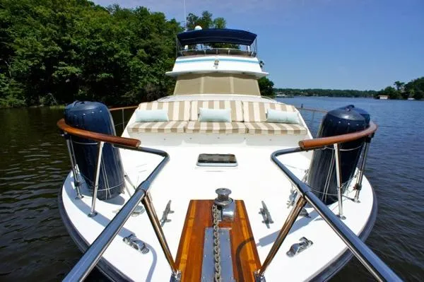 Slide: The Image of Pacemaker Motor Yacht 1977 - 3