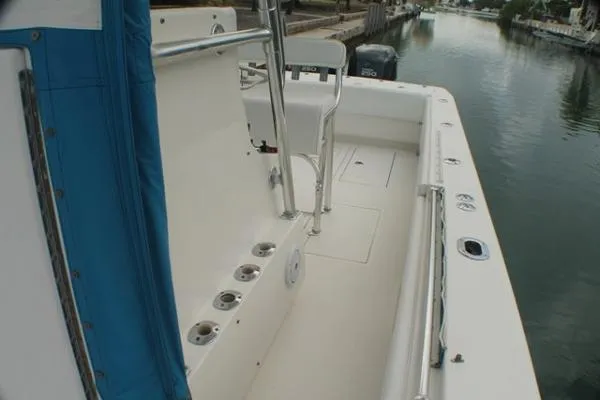Slide: The Image of Contender Bowthruster 2005 - 7