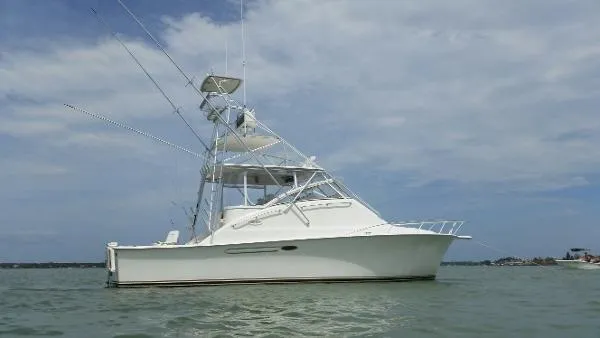 Slide: The Image of Ocean Yachts 40 Express Sportfish with tower 2000 - 0