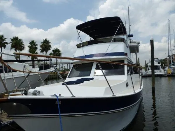 Slide: The Image of Californian 38 Motor Yacht 1983 - 5