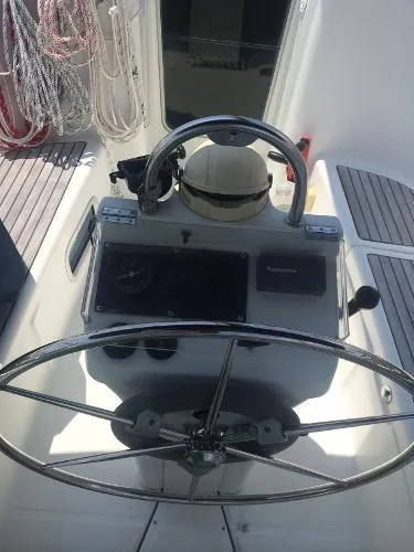 Slide: The Image of Beneteau 311 2004 - 2