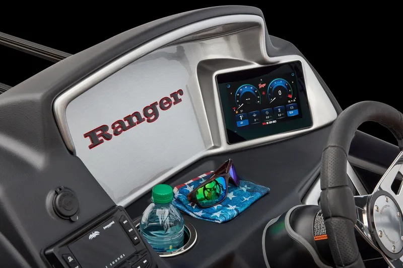 Slide: The Image of Ranger 220F 2026 - 33