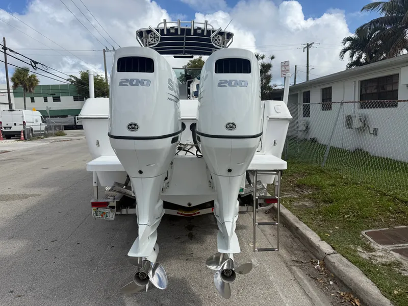 Slide: The Image of Pro-Line 2610 Walkaround 1999 - 3