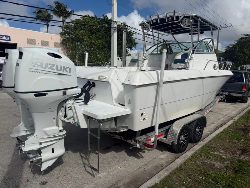 Slide: The Image of Pro-Line 2610 Walkaround 1999 - 4