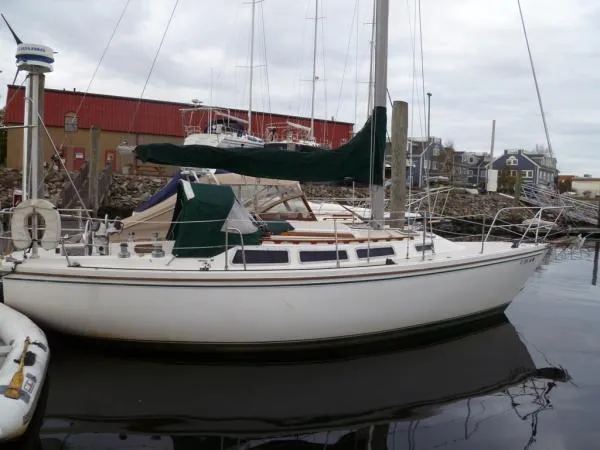 Slide: The Image of Catalina 30 Tall Rig 1986 - 7