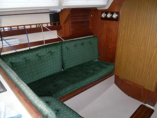 Slide: The Image of Catalina 30 Tall Rig 1986 - 9
