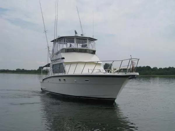 Slide: The Image of Hatteras 48 Convertible 1988 - 9