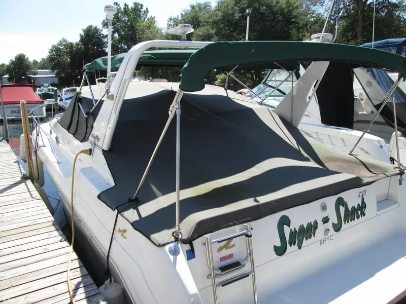Slide: The Image of Sea Ray 330 Express 1995 - 1