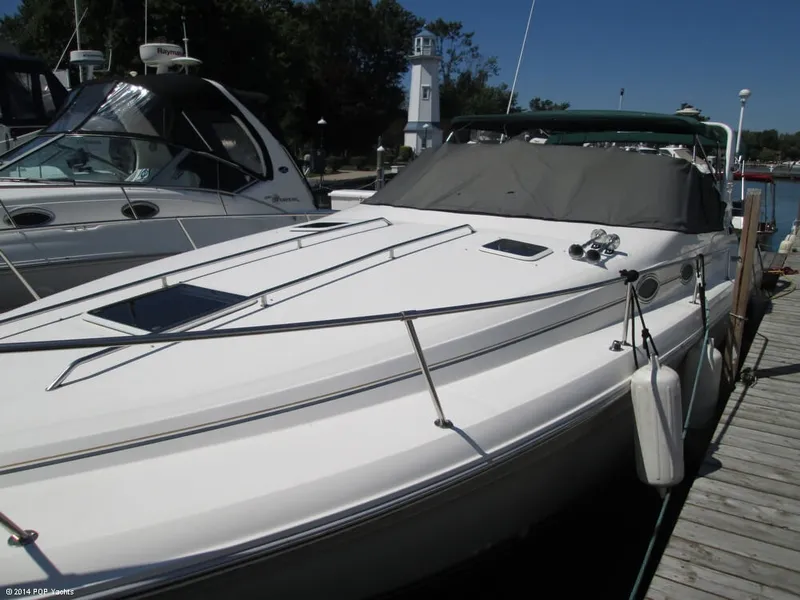 Slide: The Image of Sea Ray 330 Express 1995 - 6