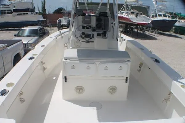 Slide: The Image of Trophy 2103 Center Console 2005 - 6