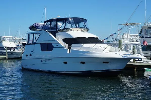 Slide: The Image of Silverton 453 Motor Yacht 1999 - 1