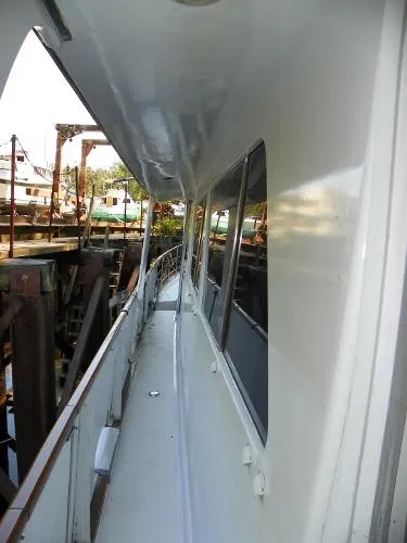 Slide: The Image of Matthews 56 Motoryacht 1971 - 8