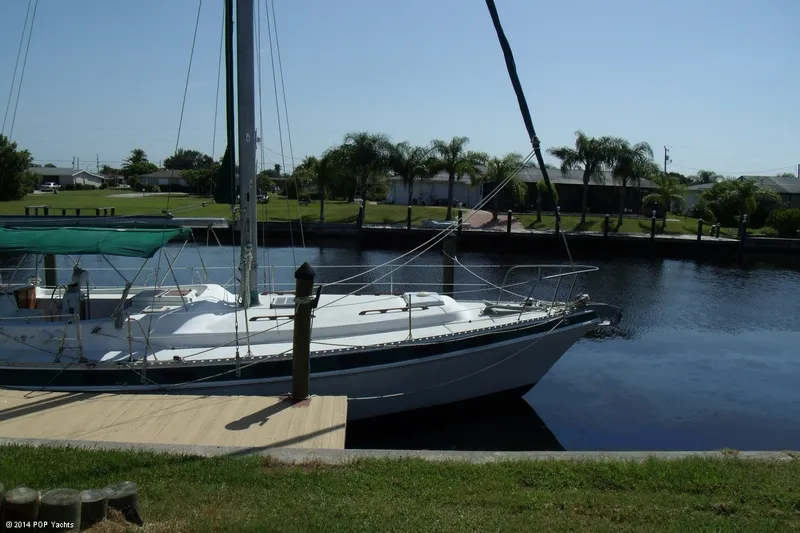 Slide: The Image of Morgan 415 Out Island Ketch 1980 - 10