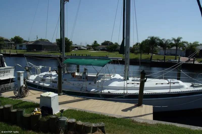 Slide: The Image of Morgan 415 Out Island Ketch 1980 - 11