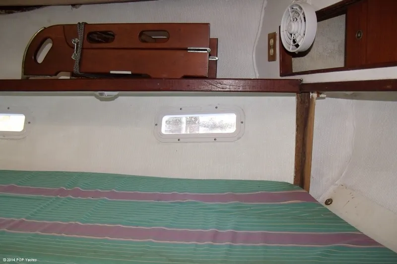 Slide: The Image of Morgan 415 Out Island Ketch 1980 - 7