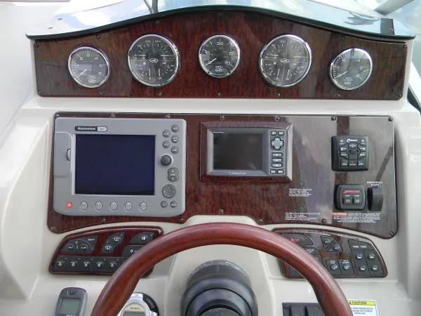 Slide: The Image of Sea Ray 310 Sundancer 2009 - 10