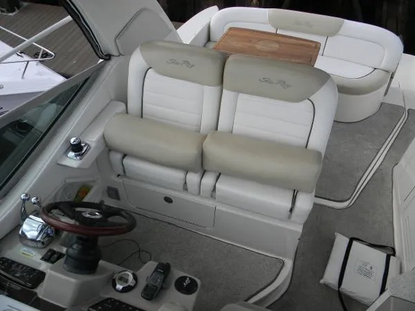 Slide: The Image of Sea Ray 310 Sundancer 2009 - 9