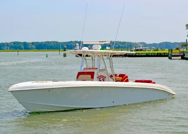 Slide: The Image of Statement Marine SUV Center Console 2011 - 2