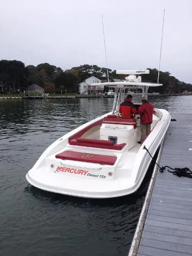 Slide: The Image of Statement Marine SUV Center Console 2011 - 5