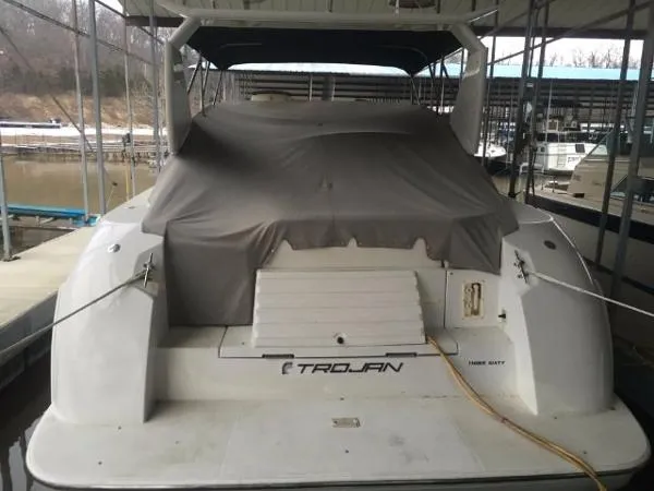 Slide: The Image of Trojan 360 Express Yacht 1999 - 8