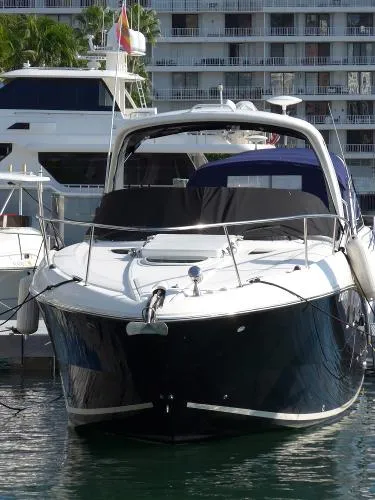 Slide: The Image of Sea Ray 330 Sundancer 2012 - 1
