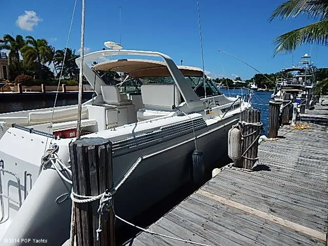 Slide: The Image of Chris-Craft 360 Express 1990 - 11