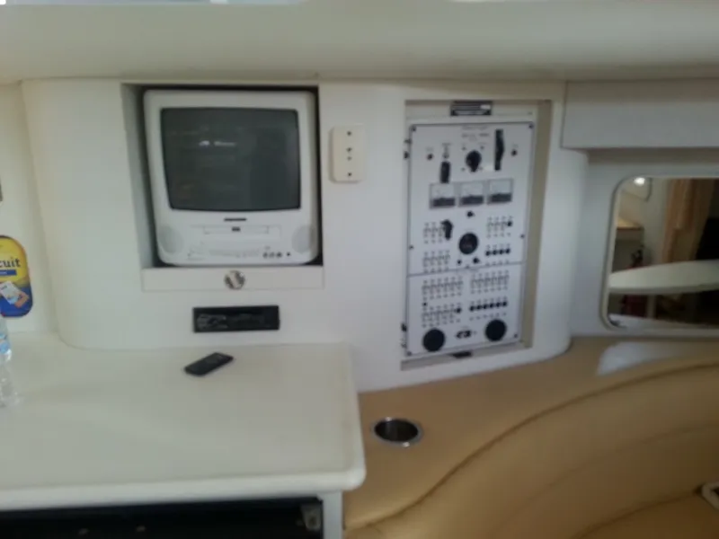 Slide: The Image of Chris-Craft 360 Express 1990 - 5