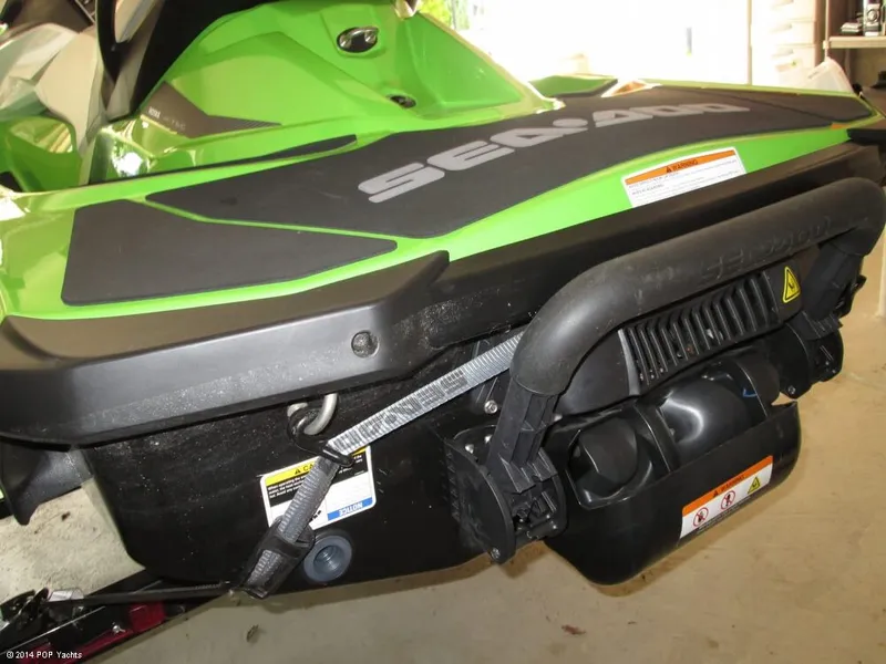 Slide: The Image of Sea-Doo GTI SE 130 (pair) 2013 - 10
