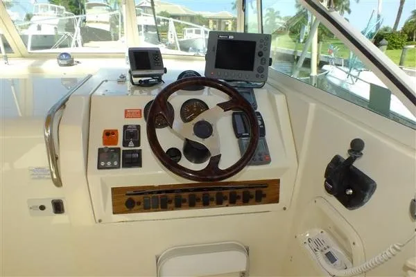 Slide: The Image of Mainship Rum Runner 2001 - 6