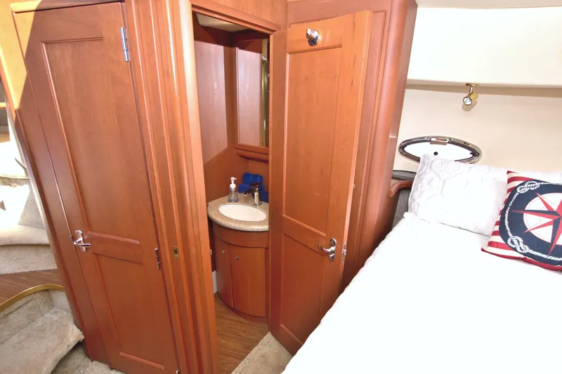 Slide: The Image of Silverton 39 Motor Yacht 2006 - 51