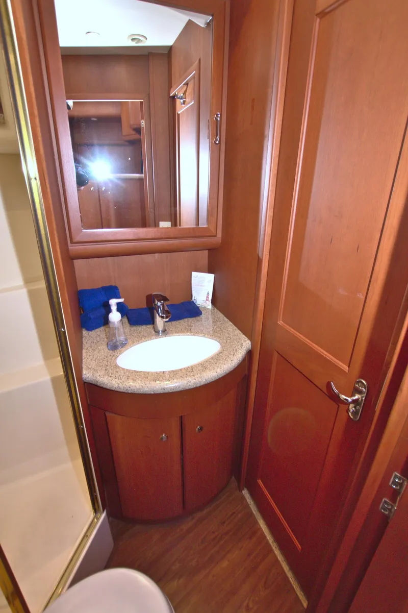 Slide: The Image of Silverton 39 Motor Yacht 2006 - 54