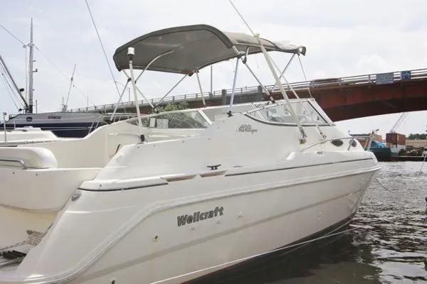 Slide: The Image of Wellcraft 2400 Martinique 1999 - 3