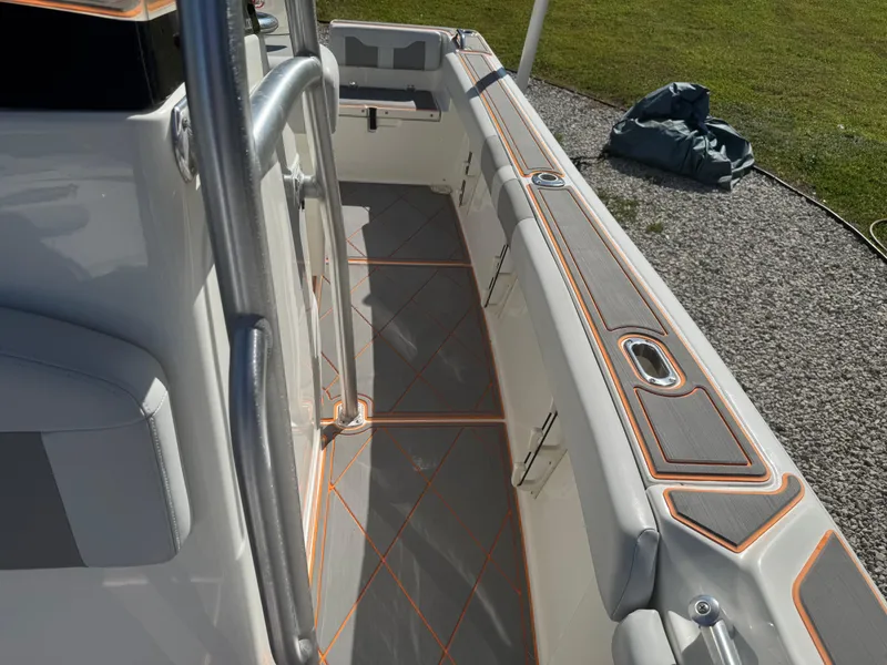 Slide: The Image of Mako 214 Center Console 2019 - 53