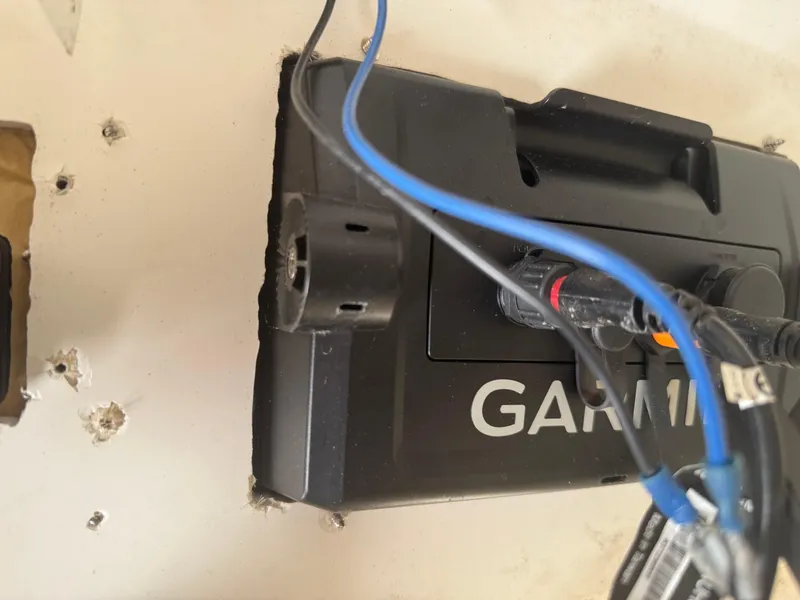 Slide: The Image of Mako 214 Center Console 2019 - 62