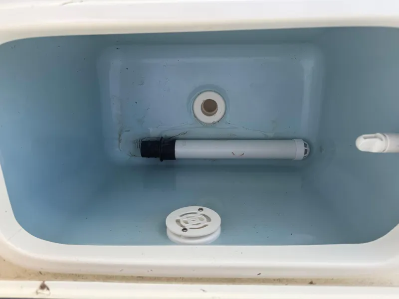 Slide: The Image of Mako 214 Center Console 2019 - 70