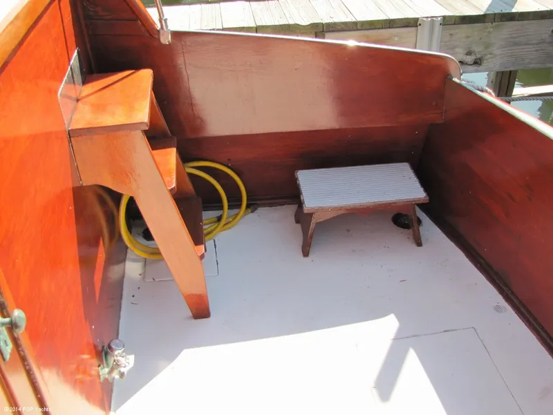 Slide: The Image of Matthews 41 Double Cabin 1954 - 7