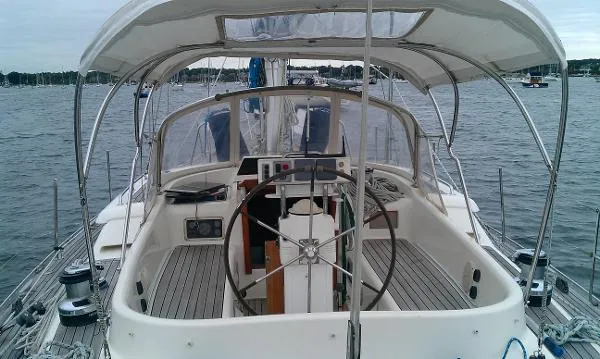 Slide: The Image of Oyster 485 Deck Saloon 1998 - 4