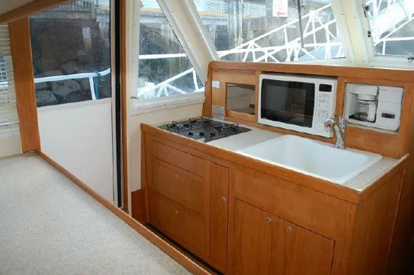 Slide: The Image of Mainship 430 Trawler, 3 Staterooms 1999 - 10