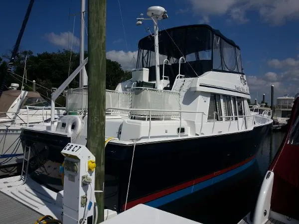 Slide: The Image of Mainship 430 Trawler, 3 Staterooms 1999 - 3