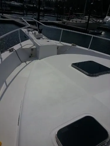 Slide: The Image of Mainship 430 Trawler, 3 Staterooms 1999 - 4